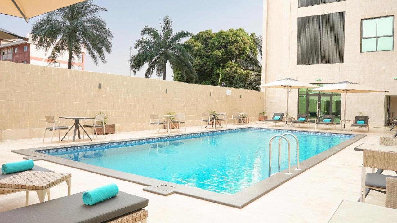 Yaoundé Star Land Hotel Bastos מראה חיצוני תמונה