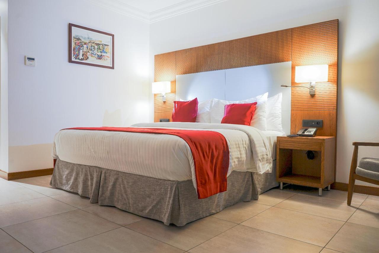 Yaoundé Star Land Hotel Bastos מראה חיצוני תמונה